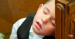 7 razones legítimas por las que tantos niños se aburren en la iglesia